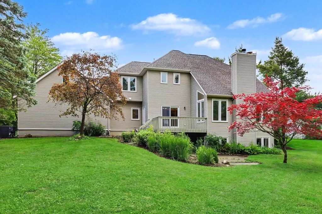 5090 Abbeydale Drive SE Cascade Charter Township MI 49546