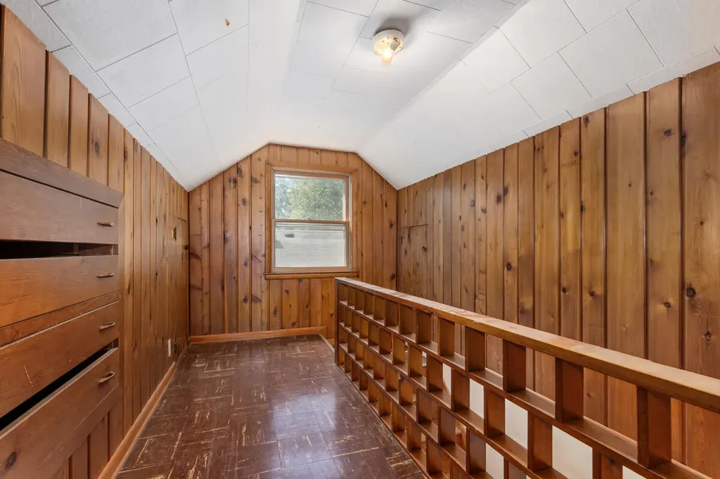 2519 Woodward Avenue SW Wyoming City MI 49509