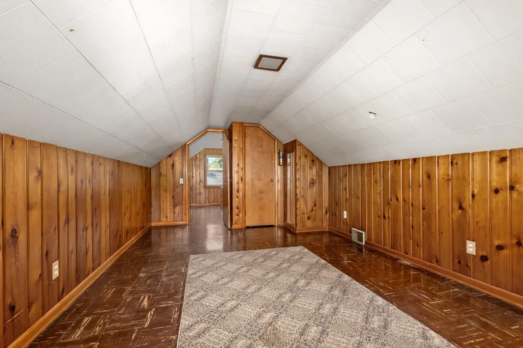 2519 Woodward Avenue SW Wyoming City MI 49509