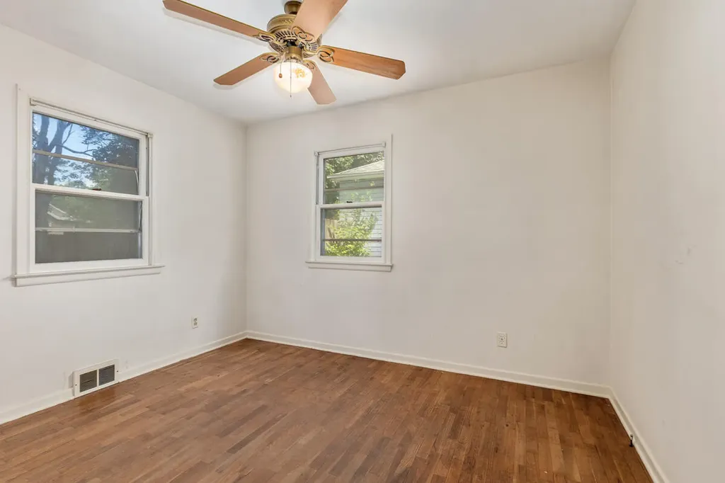 2519 Woodward Avenue SW Wyoming City MI 49509