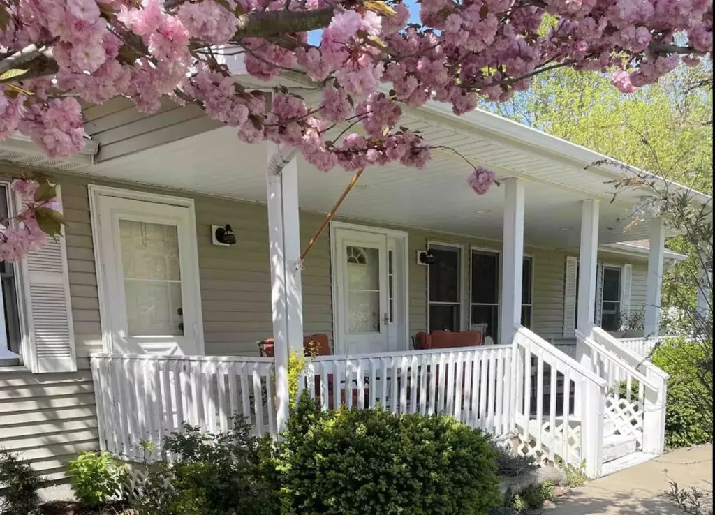 6675 122nd Avenue Ganges Township MI 49408