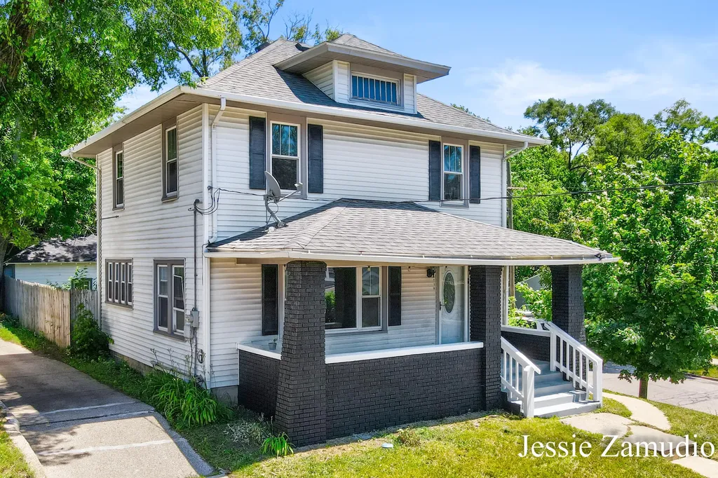 1810 Eastern Avenue SE Grand Rapids City MI 49507