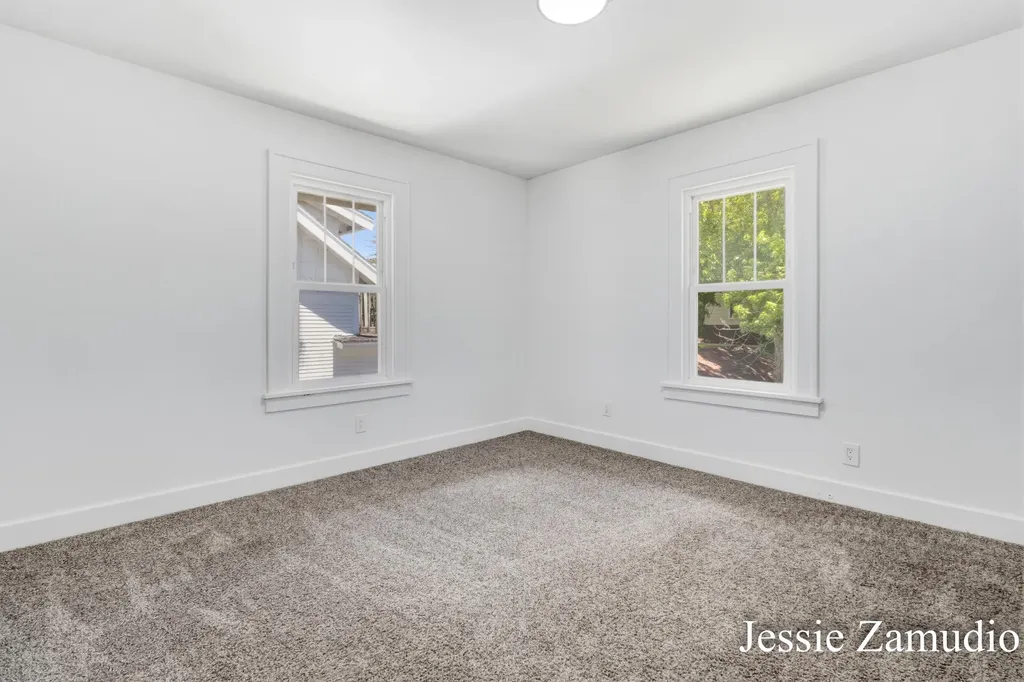 1810 Eastern Avenue SE Grand Rapids City MI 49507