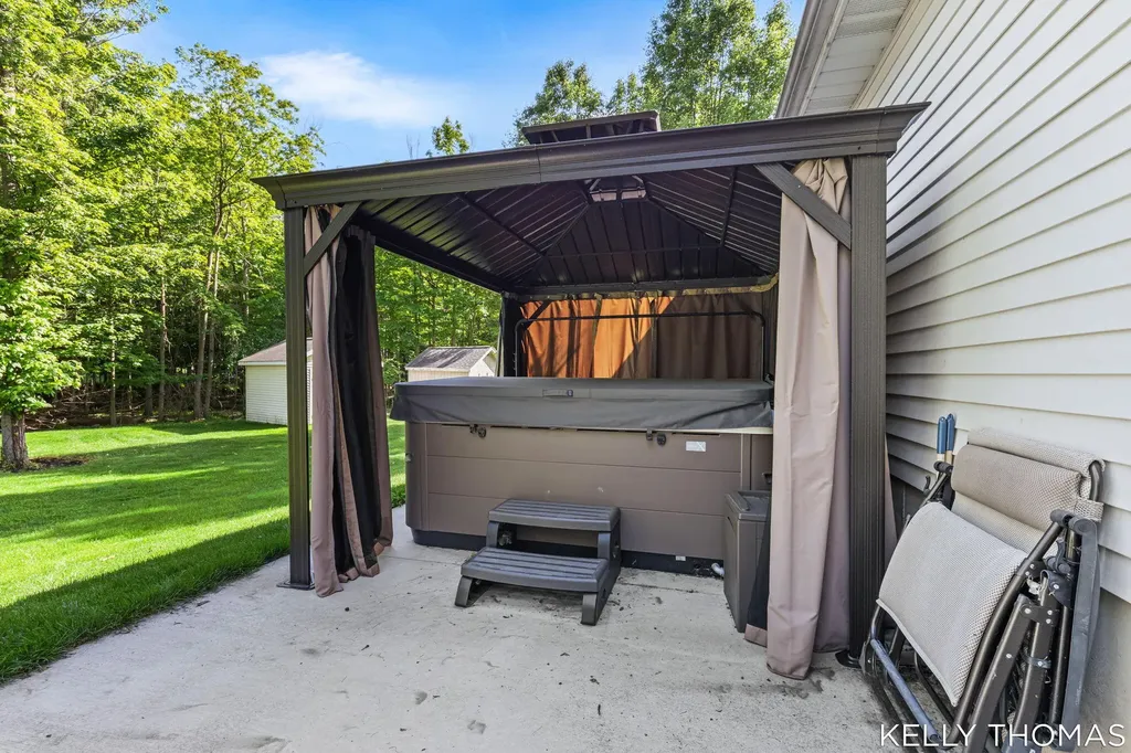 5892 Powderhorn Court SW Wyoming City MI 49418