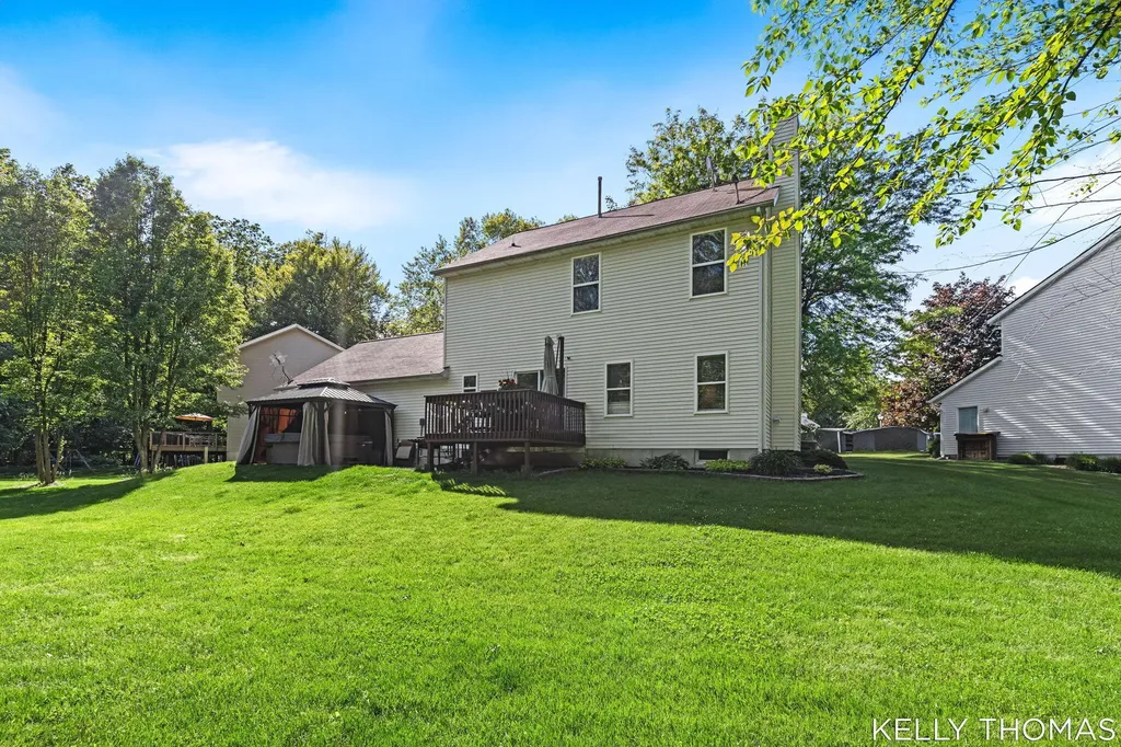 5892 Powderhorn Court SW Wyoming City MI 49418