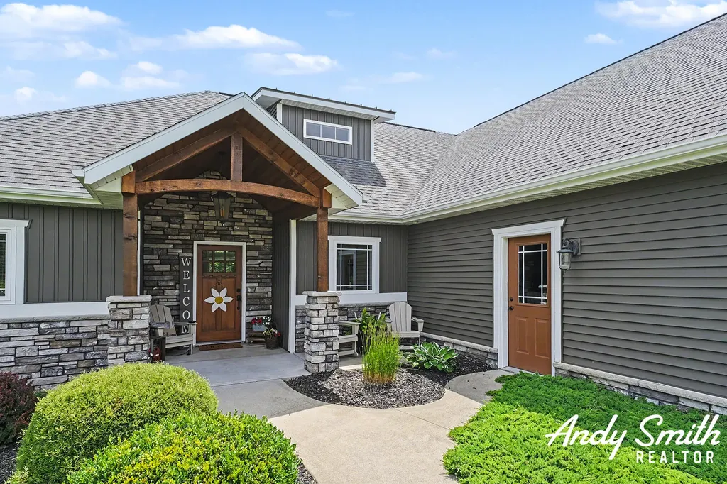 12069 68th Avenue Allendale Charter Township MI 49401