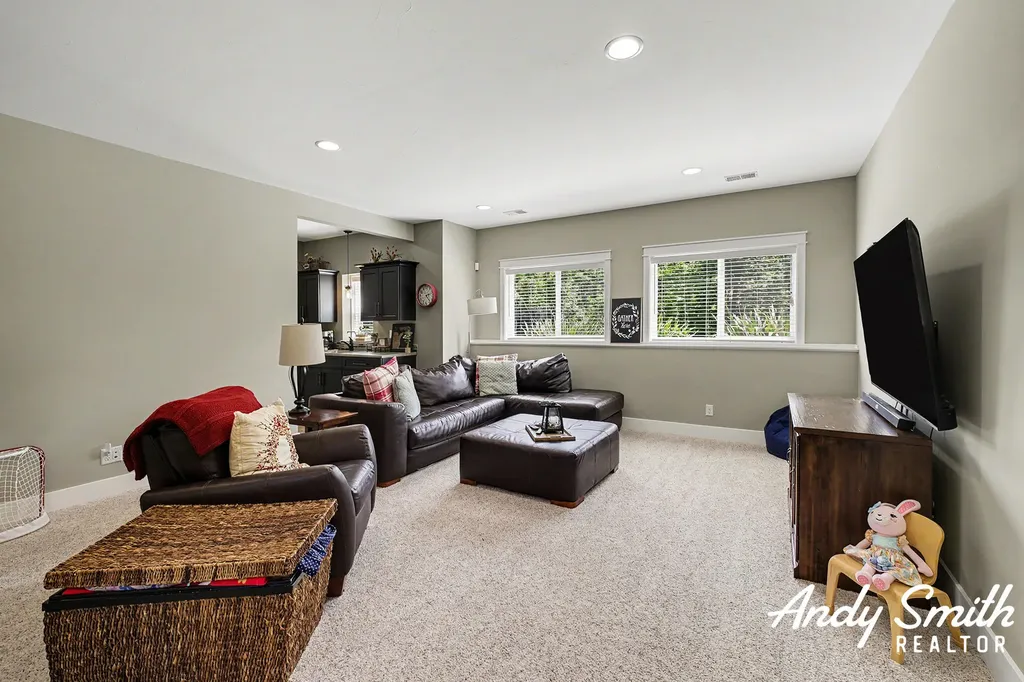 12069 68th Avenue Allendale Charter Township MI 49401
