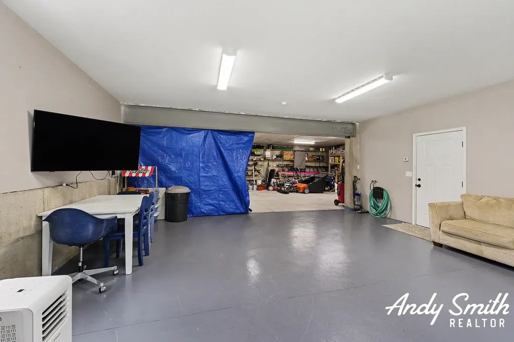 12069 68th Avenue Allendale Charter Township MI 49401