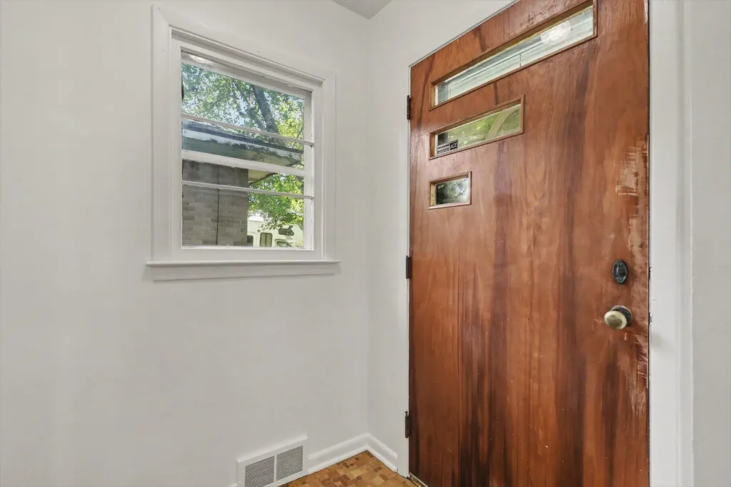 1057 Lyon Street NE Grand Rapids City MI 49503