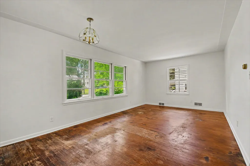 1057 Lyon Street NE Grand Rapids City MI 49503
