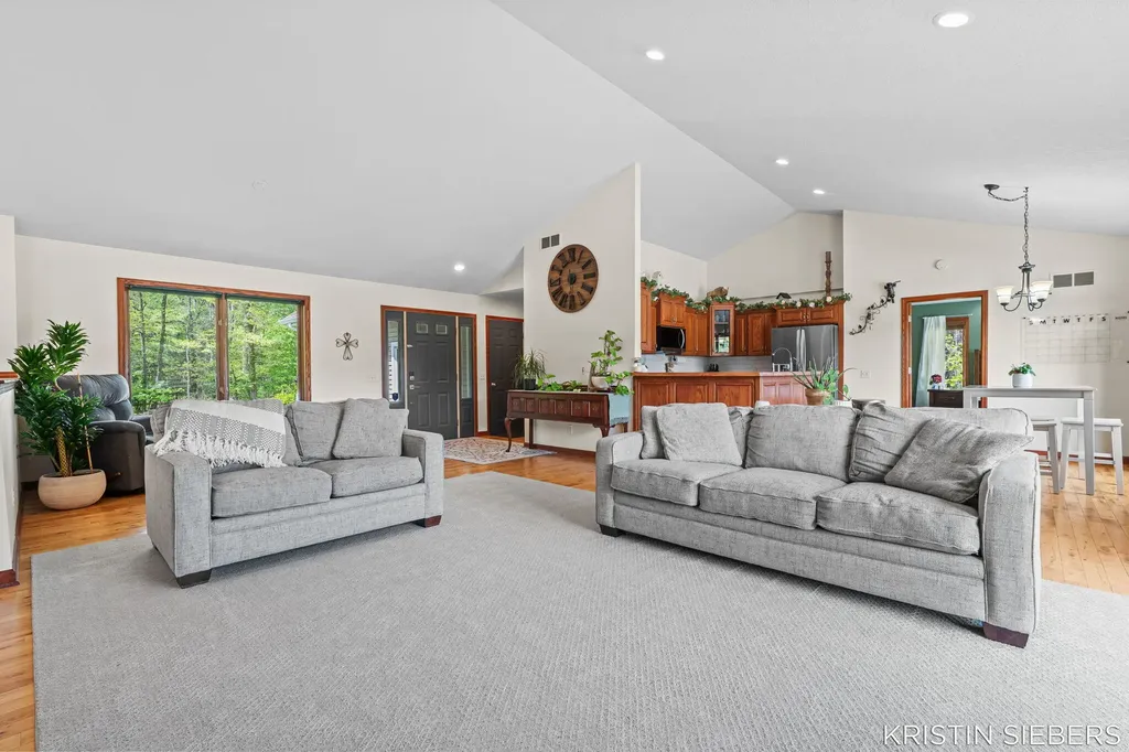 9760 Jade Drive Allendale Charter Township MI 49401