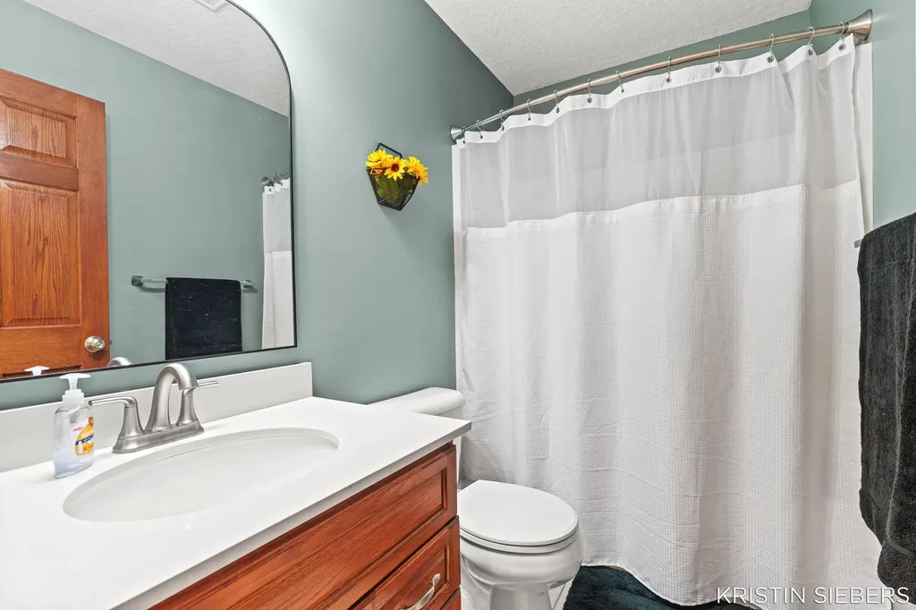 9760 Jade Drive Allendale Charter Township MI 49401