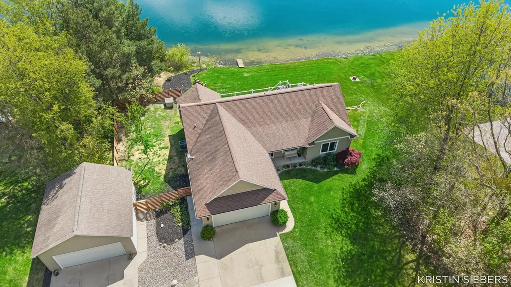 9760 Jade Drive Allendale Charter Township MI 49401