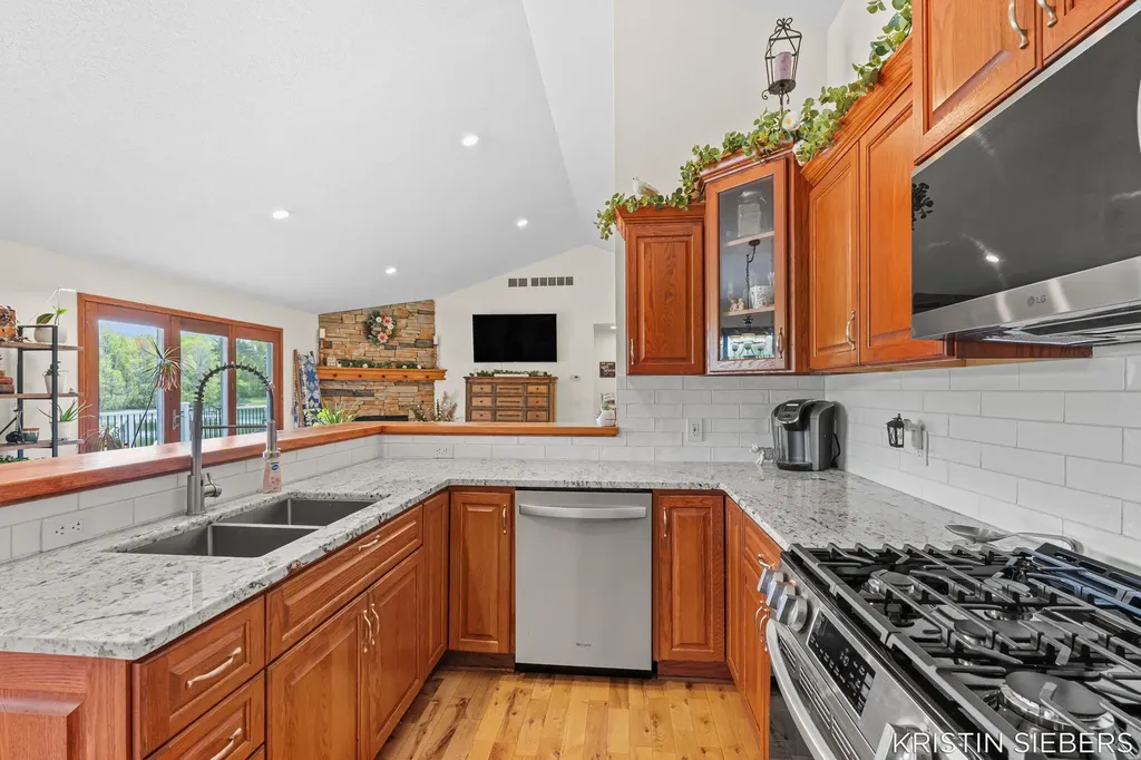 9760 Jade Drive Allendale Charter Township MI 49401