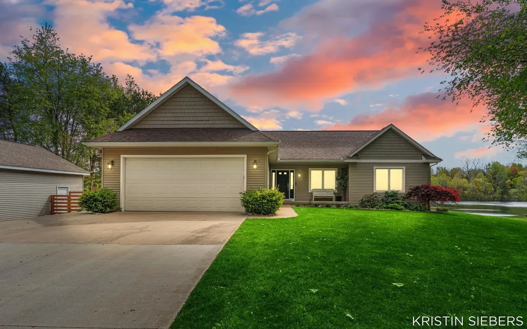 9760 Jade Drive Allendale Charter Township MI 49401