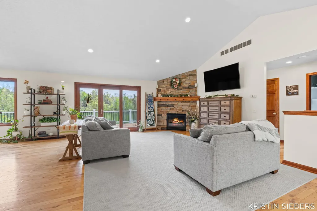 9760 Jade Drive Allendale Charter Township MI 49401