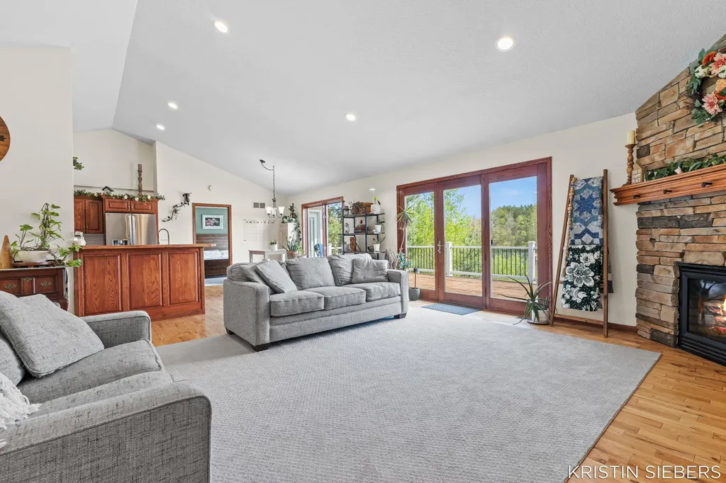 9760 Jade Drive Allendale Charter Township MI 49401