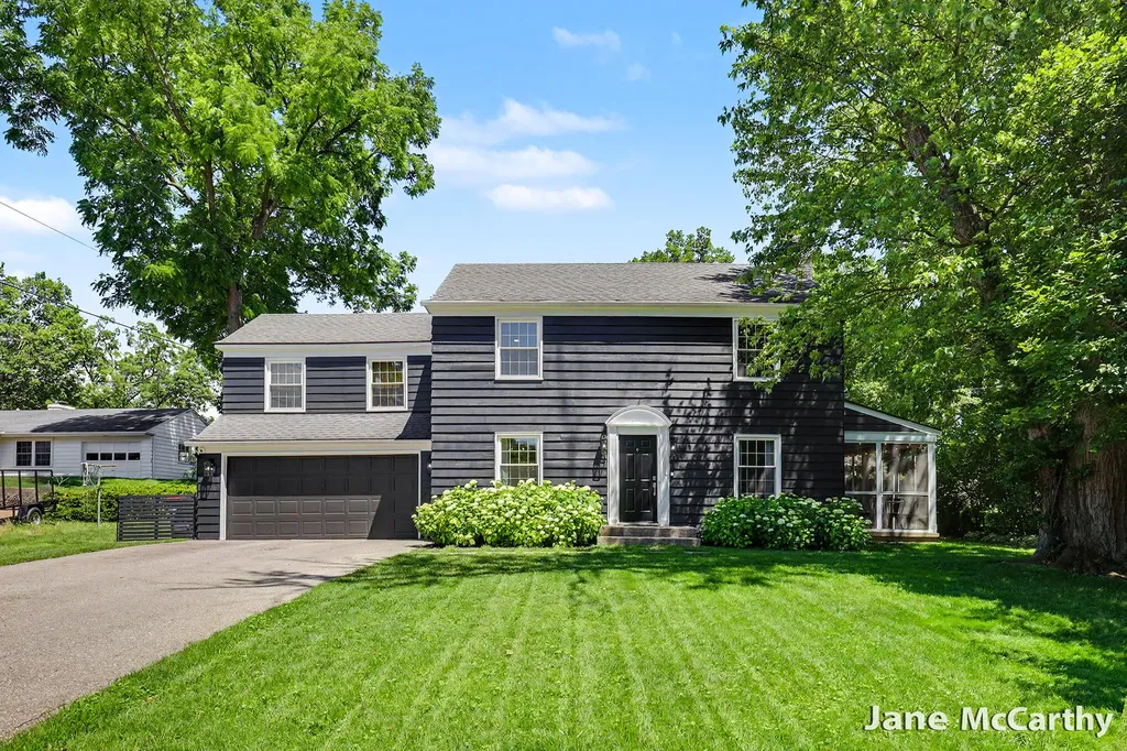 344 Baltimore Drive NE Grand Rapids City MI 49503