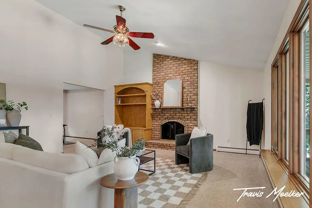 421 Sorrento Drive SE Gaines Charter Township MI 49315