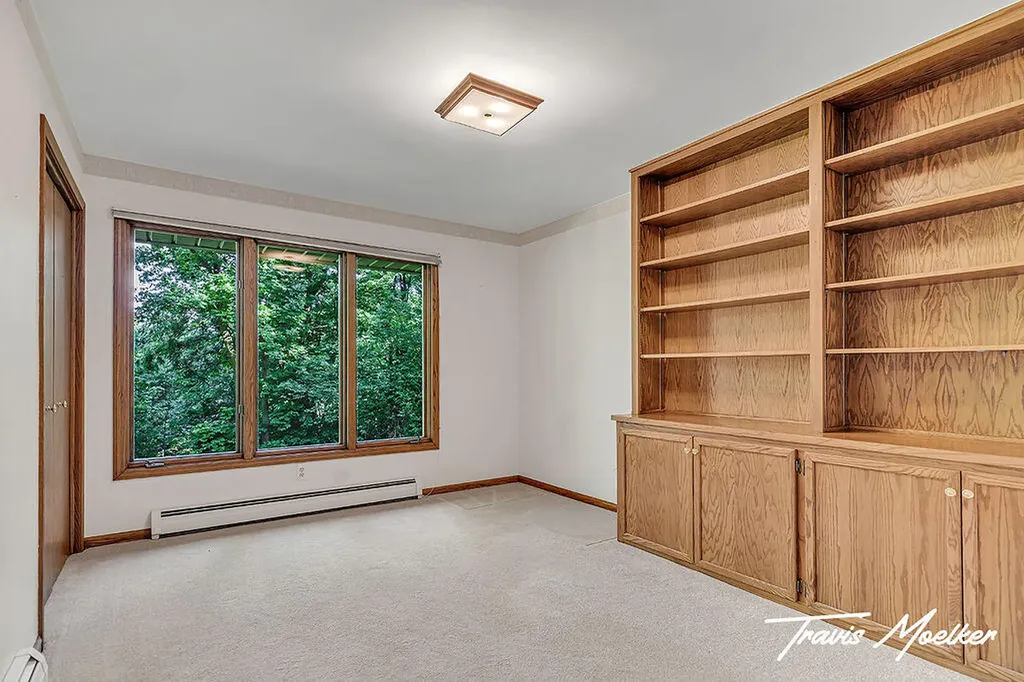 421 Sorrento Drive SE Gaines Charter Township MI 49315