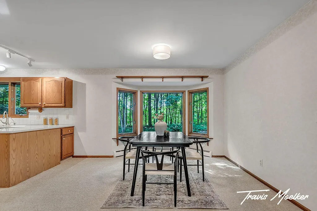 421 Sorrento Drive SE Gaines Charter Township MI 49315