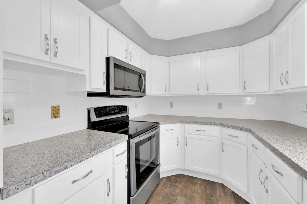 2937 Loehrs Landing Drive Rutland Charter Township MI 49058