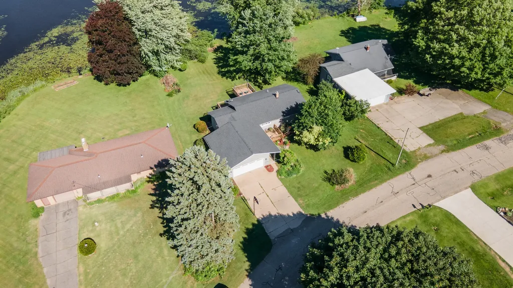 2937 Loehrs Landing Drive Rutland Charter Township MI 49058