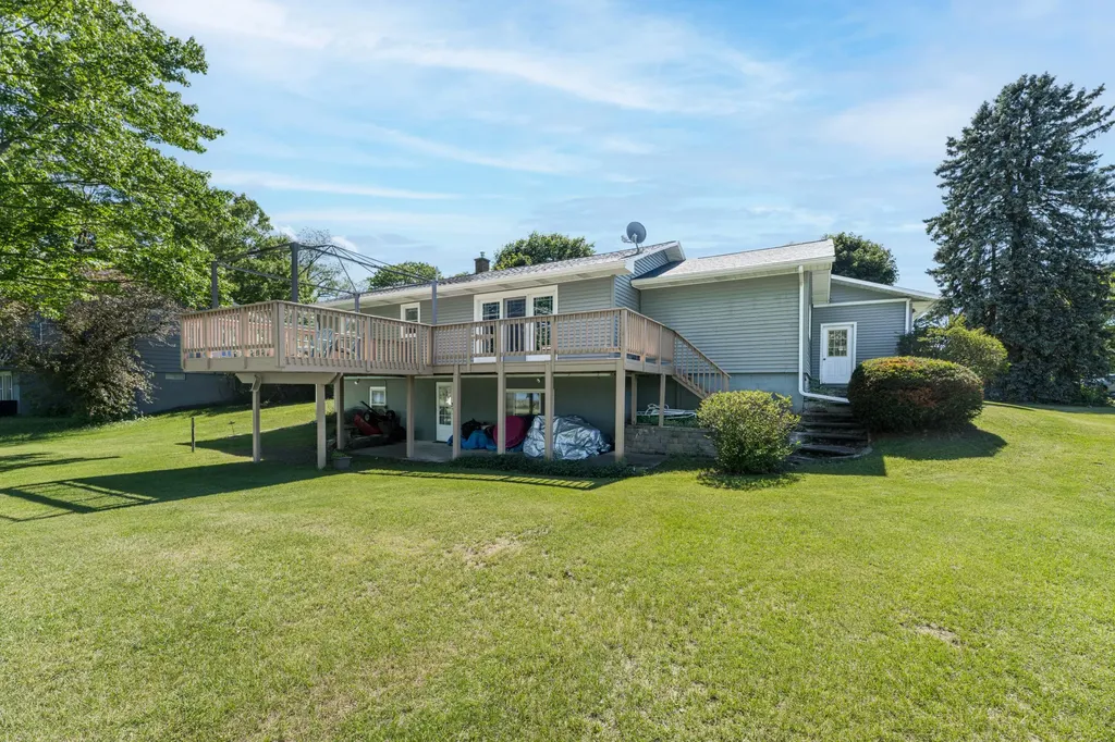 2937 Loehrs Landing Drive Rutland Charter Township MI 49058