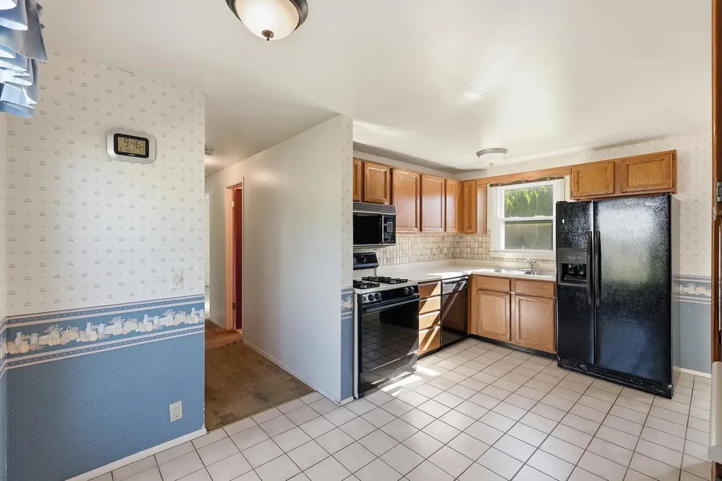 343 Brandywyne Drive NW Alpine Township MI 49321