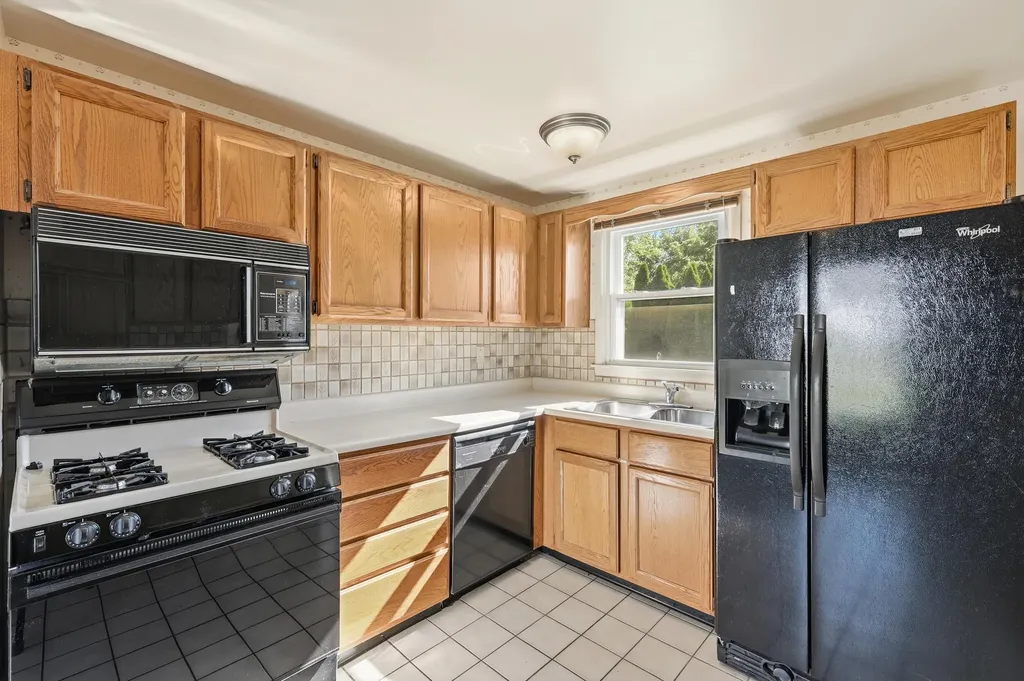343 Brandywyne Drive NW Alpine Township MI 49321