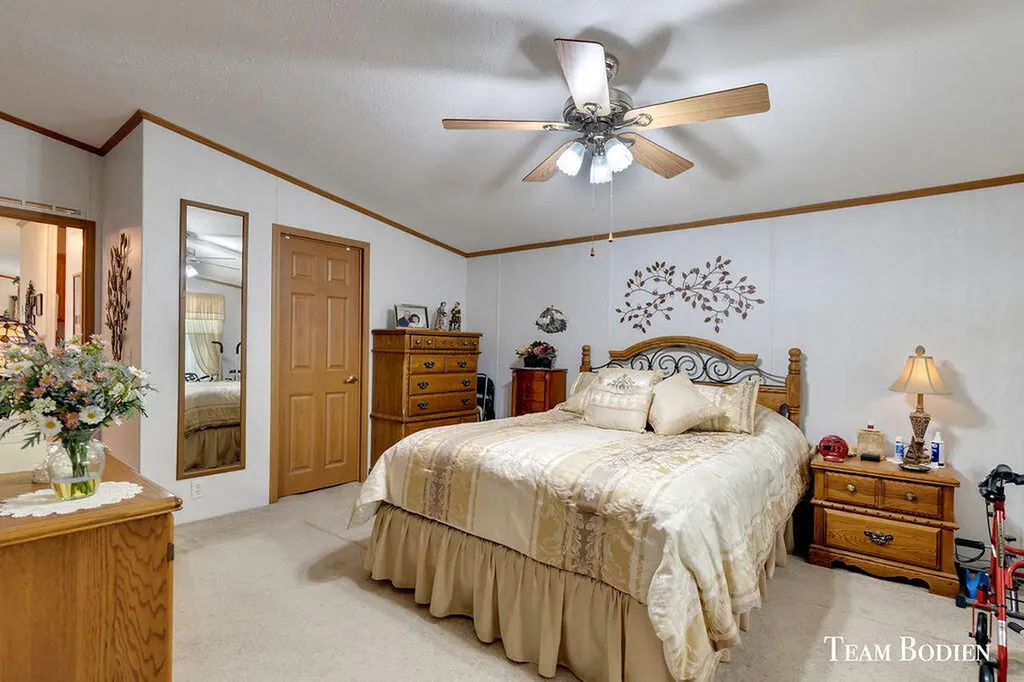 5547 Seagull Drive NE Plainfield Charter Township MI 49306