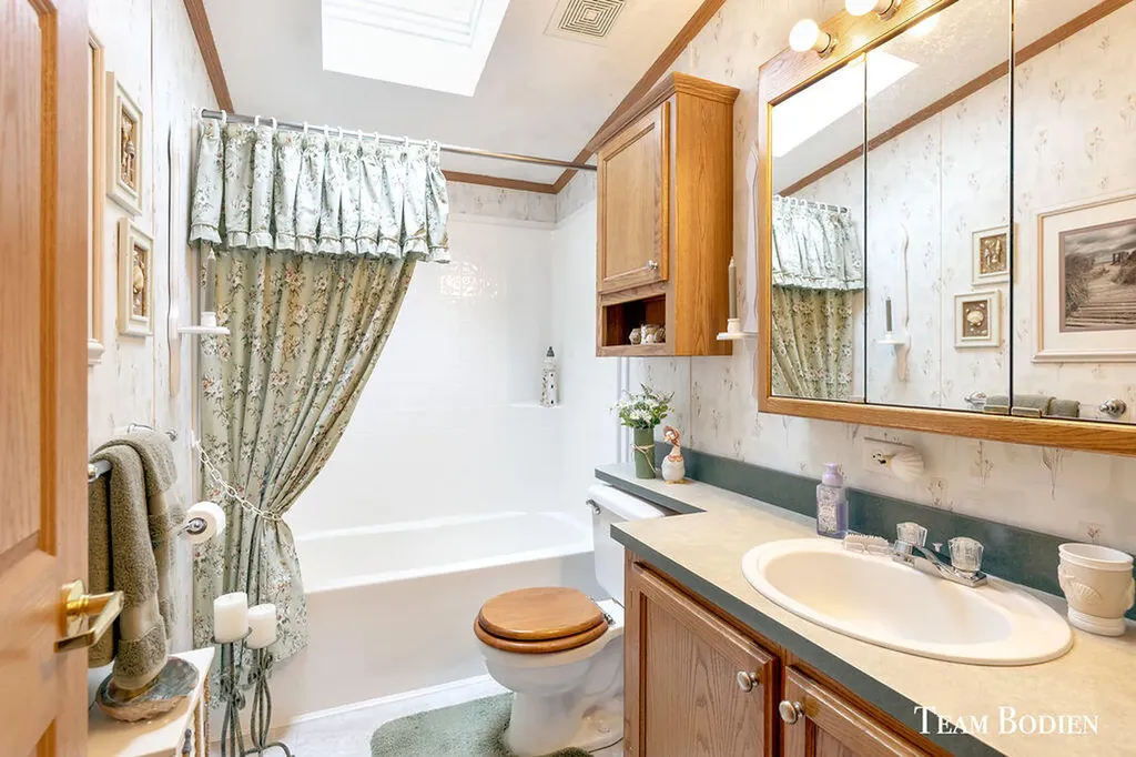 5547 Seagull Drive NE Plainfield Charter Township MI 49306