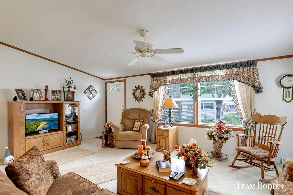 5547 Seagull Drive NE Plainfield Charter Township MI 49306