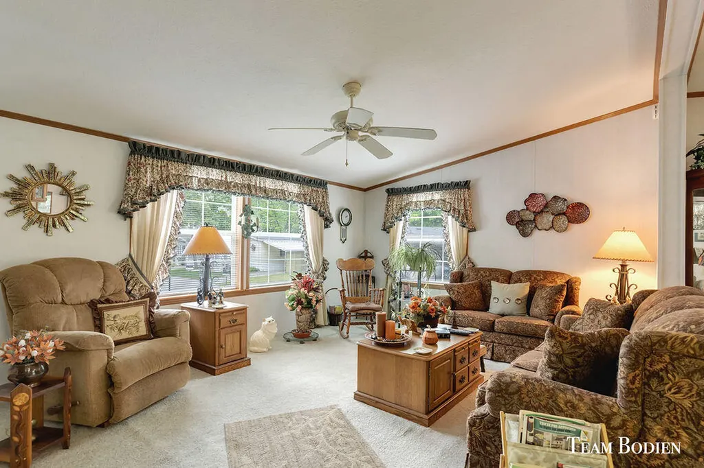5547 Seagull Drive NE Plainfield Charter Township MI 49306