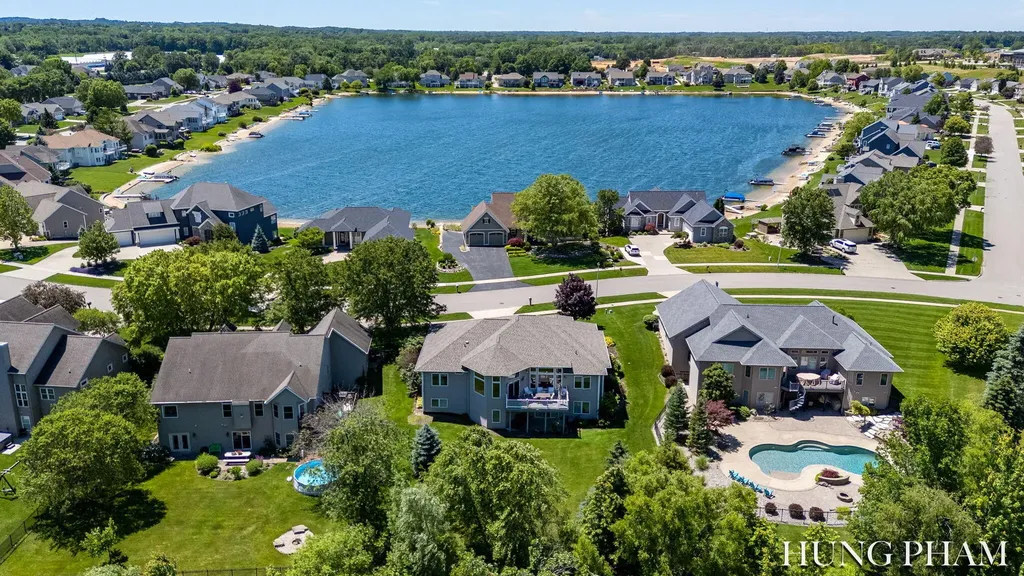 2136 Pleasant Pond Drive SW Byron Township MI 49315