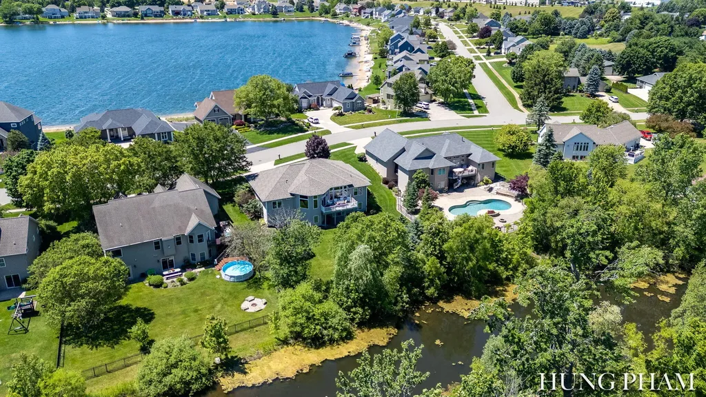 2136 Pleasant Pond Drive SW Byron Township MI 49315