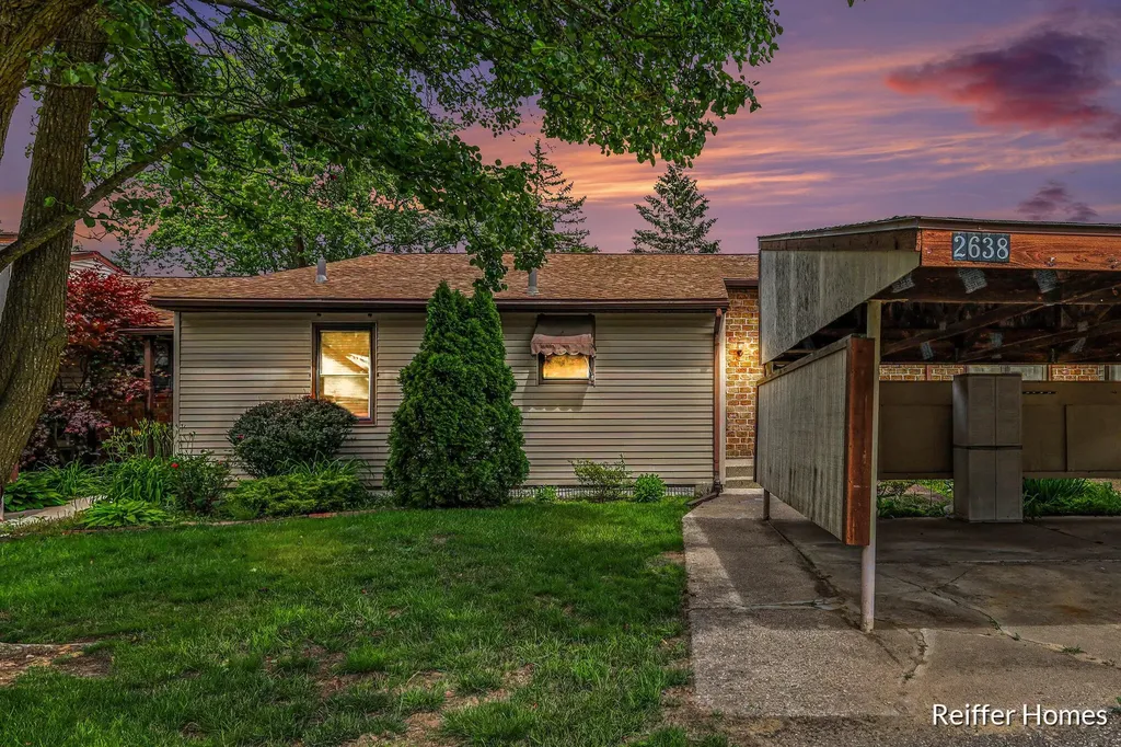 2638 Chatham Woods Drive SE Cascade Charter Township MI 49546