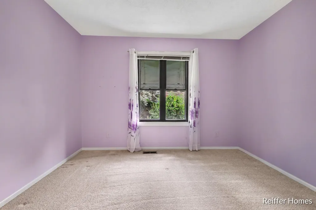 2638 Chatham Woods Drive SE Cascade Charter Township MI 49546