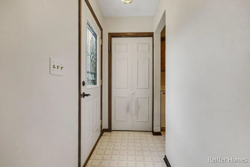 2638 Chatham Woods Drive SE Cascade Charter Township MI 49546