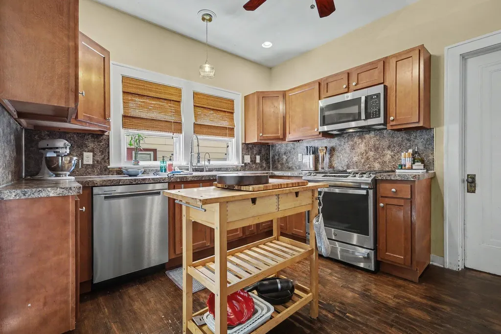1138 Worden Street SE Grand Rapids City MI 49507