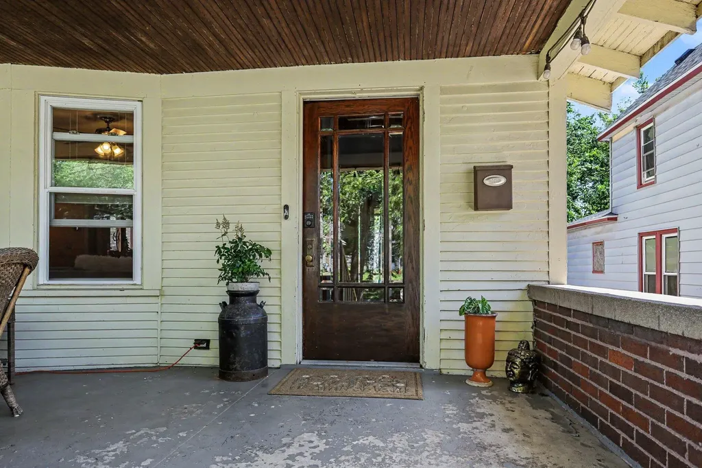 1138 Worden Street SE Grand Rapids City MI 49507