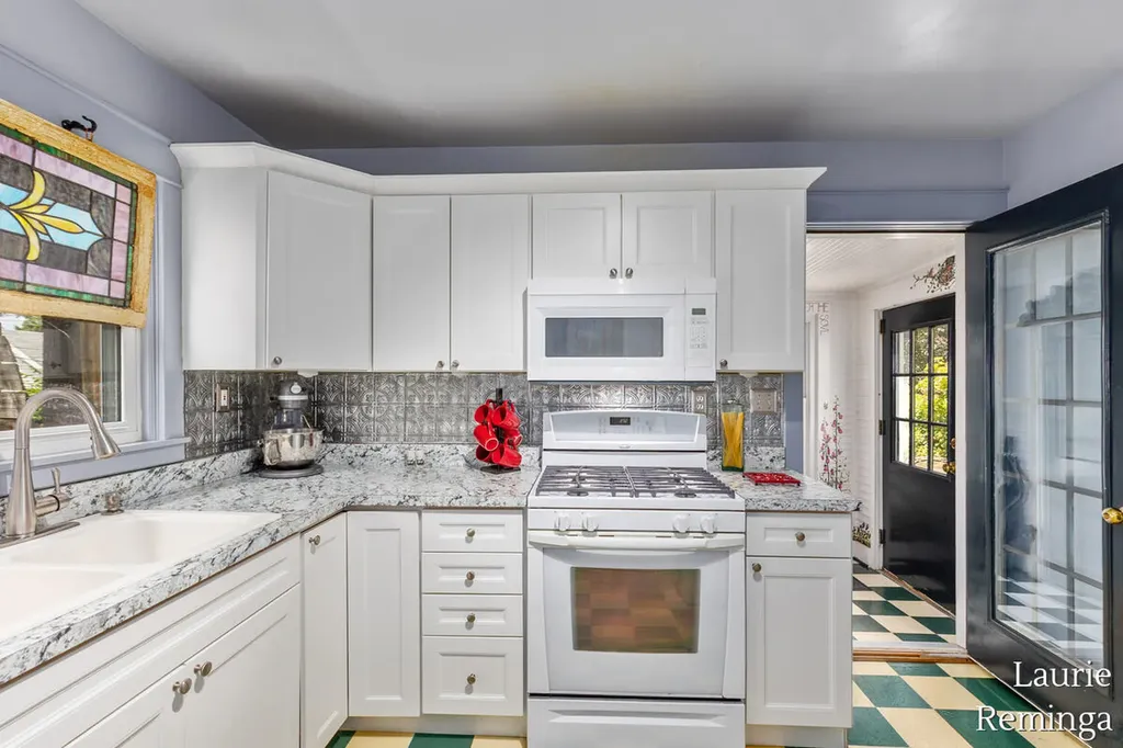 753 Lyon Street NE Grand Rapids City MI 49503