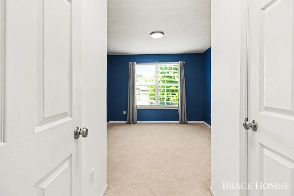 1776 Grand Court NE Grand Rapids Charter Township MI 49525