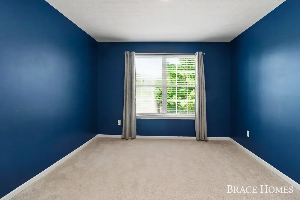 1776 Grand Court NE Grand Rapids Charter Township MI 49525