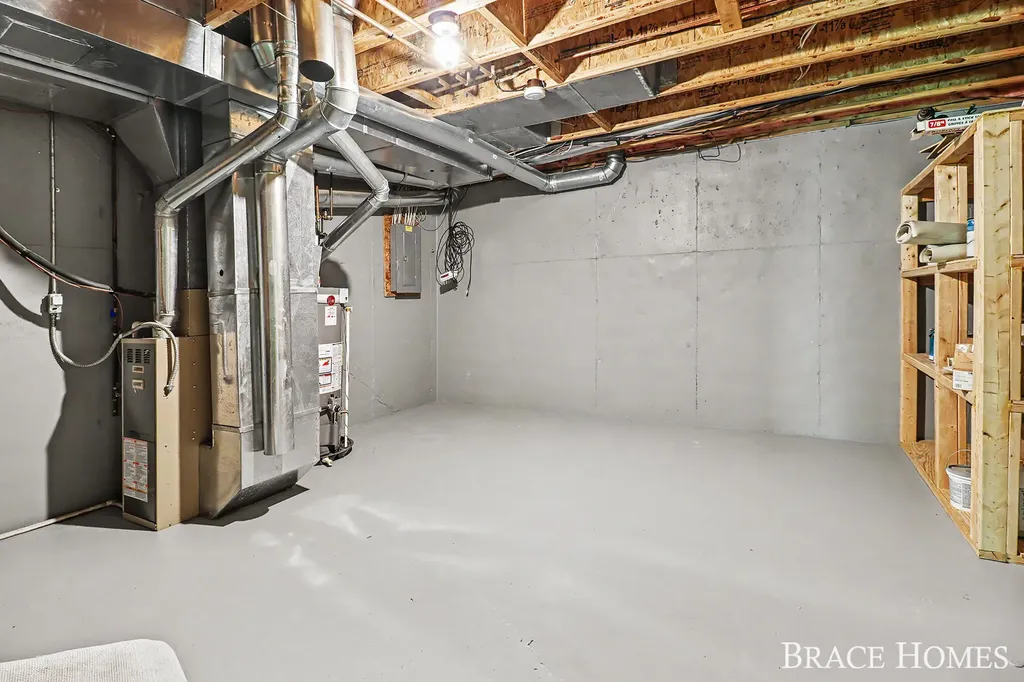 1776 Grand Court NE Grand Rapids Charter Township MI 49525