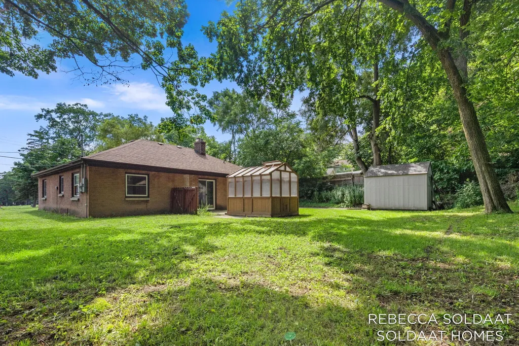 1621 Preston Avenue NW Grand Rapids City MI 49504