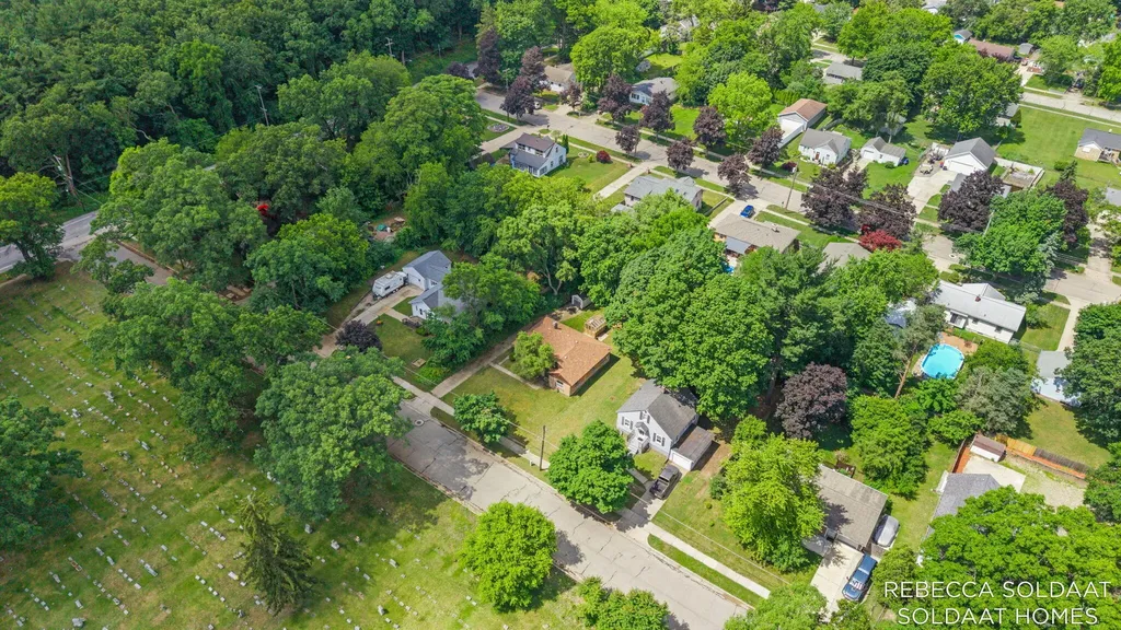 1621 Preston Avenue NW Grand Rapids City MI 49504