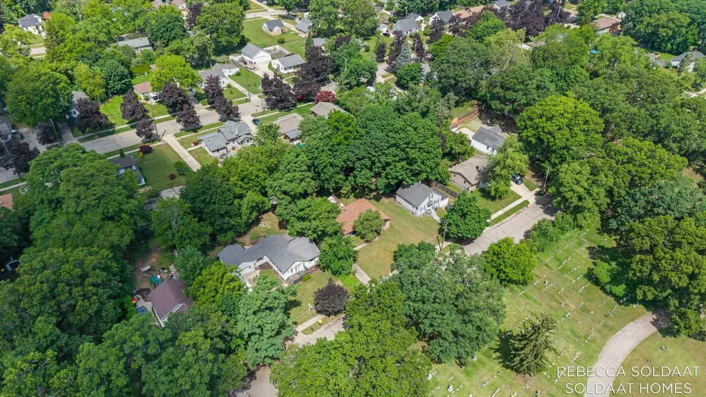 1621 Preston Avenue NW Grand Rapids City MI 49504