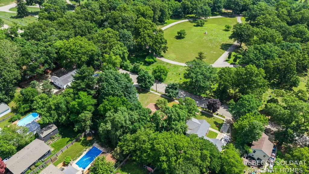 1621 Preston Avenue NW Grand Rapids City MI 49504