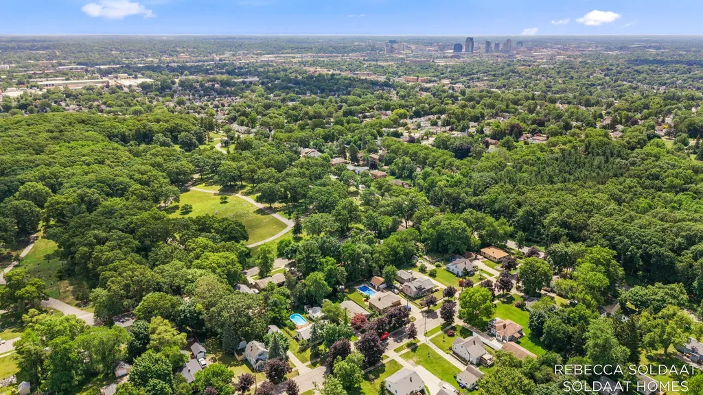 1621 Preston Avenue NW Grand Rapids City MI 49504